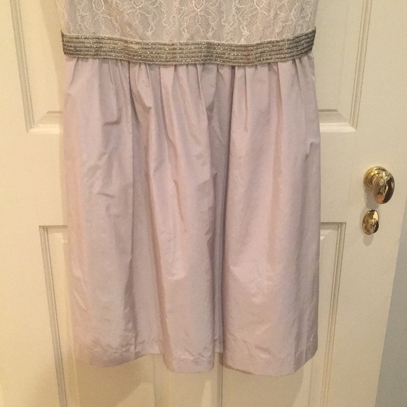 Lace dress - Picture 3 of 7